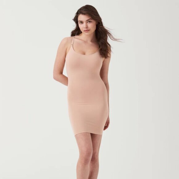 SPANX supersmooth™ Socialight Cami Full Slip 2351 Large Tan Cream New With Tag - Picture 2 of 16